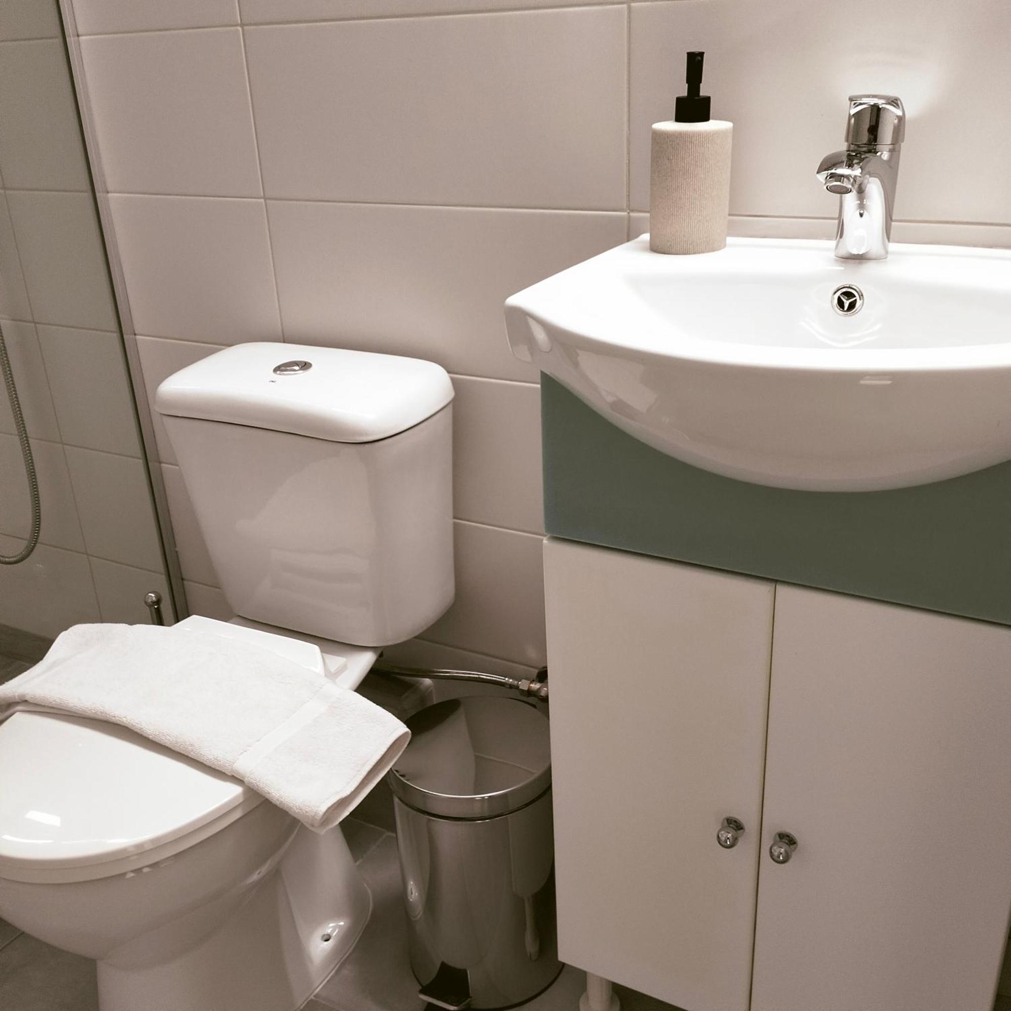 Urban Deluxe Apartments Ad เทสซาโลนิกิ ภายนอก รูปภาพ